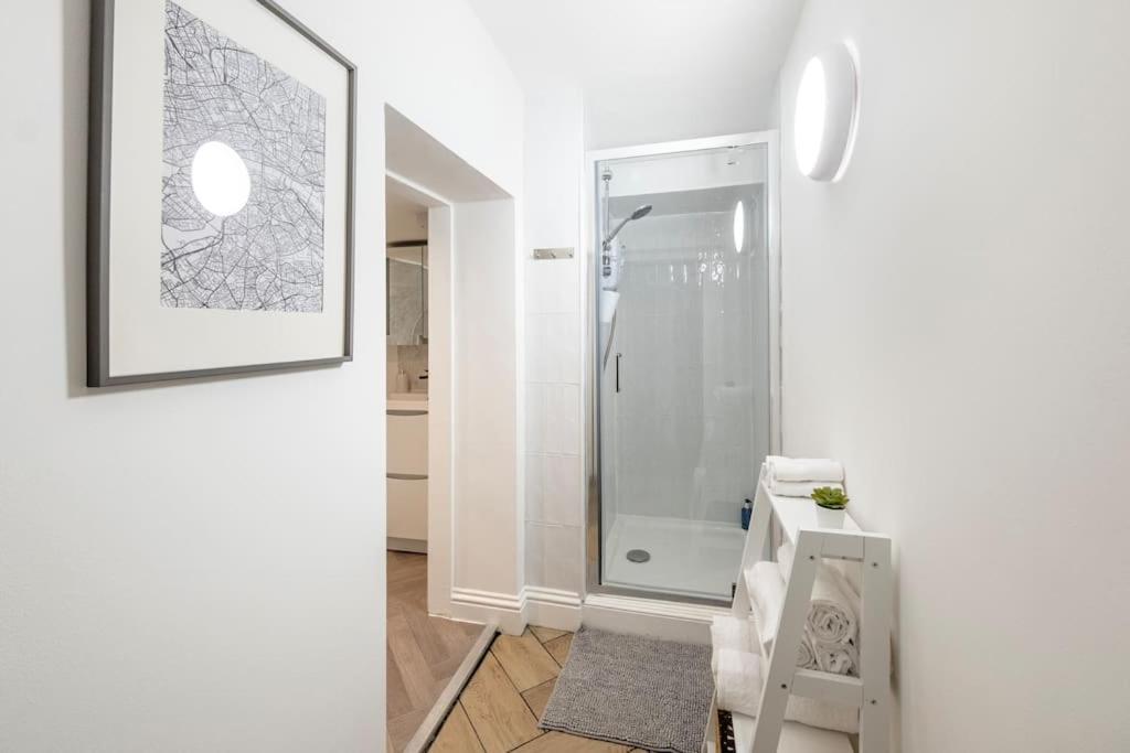 Spacious Apartment - 5 Minutes Walk To Bath Abbey Exterior photo